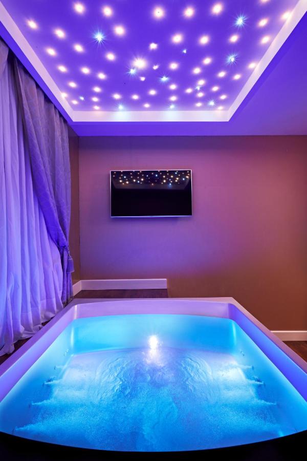 LE RÊVE DE NAIM Roma 5 LE RÊVE DE NAIM Roma 5